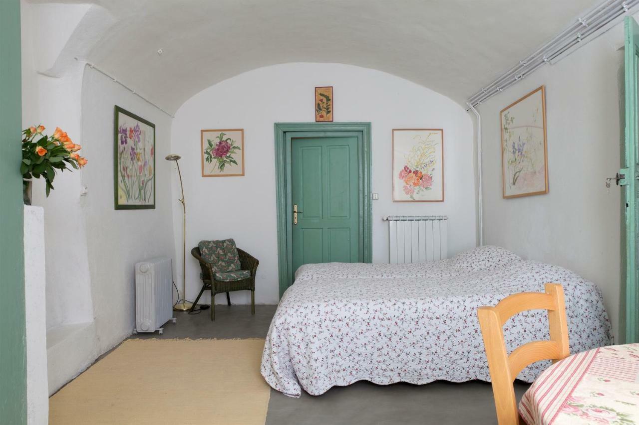 Les Asphodeles Saint-Hippolyte-du-Fort Exterior foto
